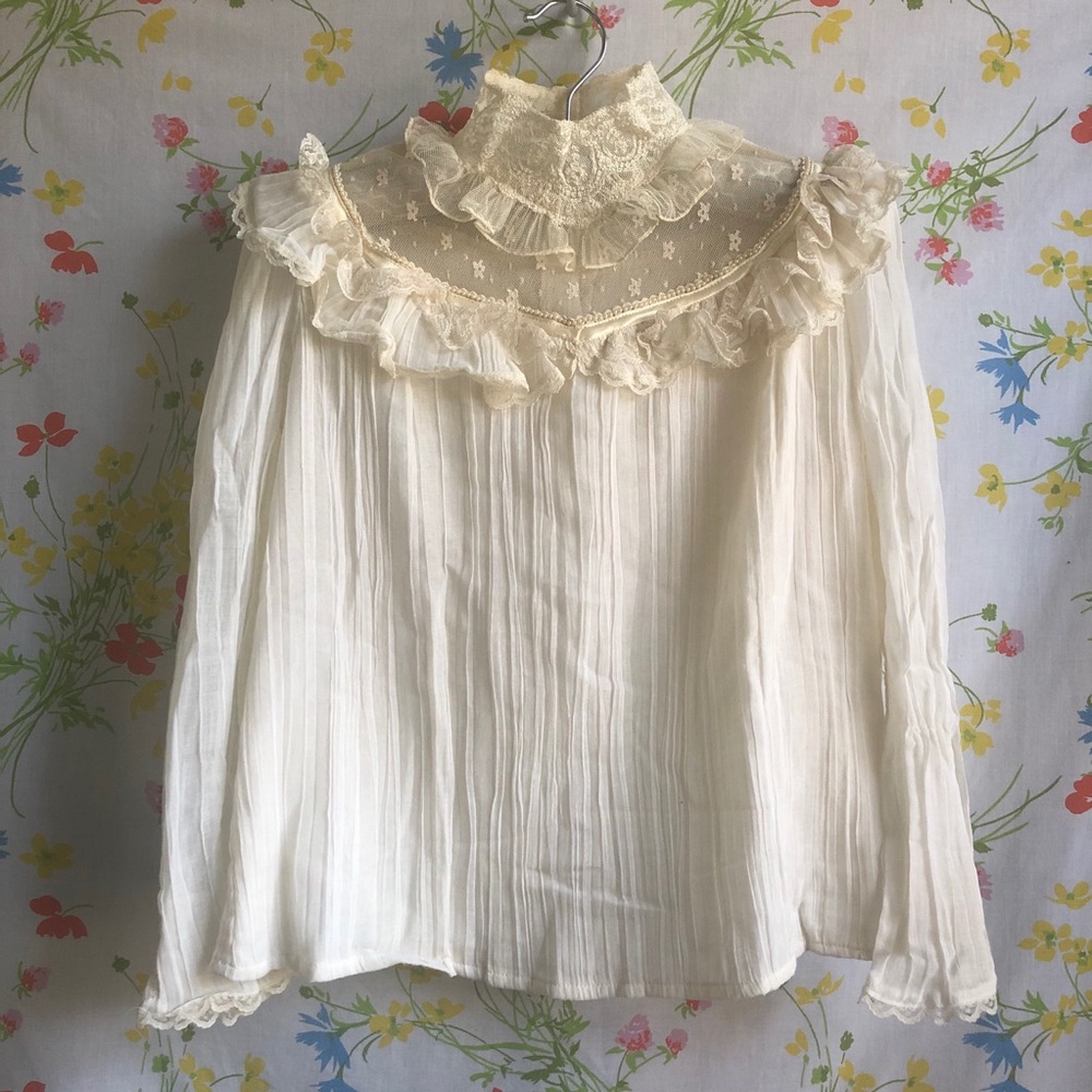 Beautiful gauzy vintage Victorian lace blouse